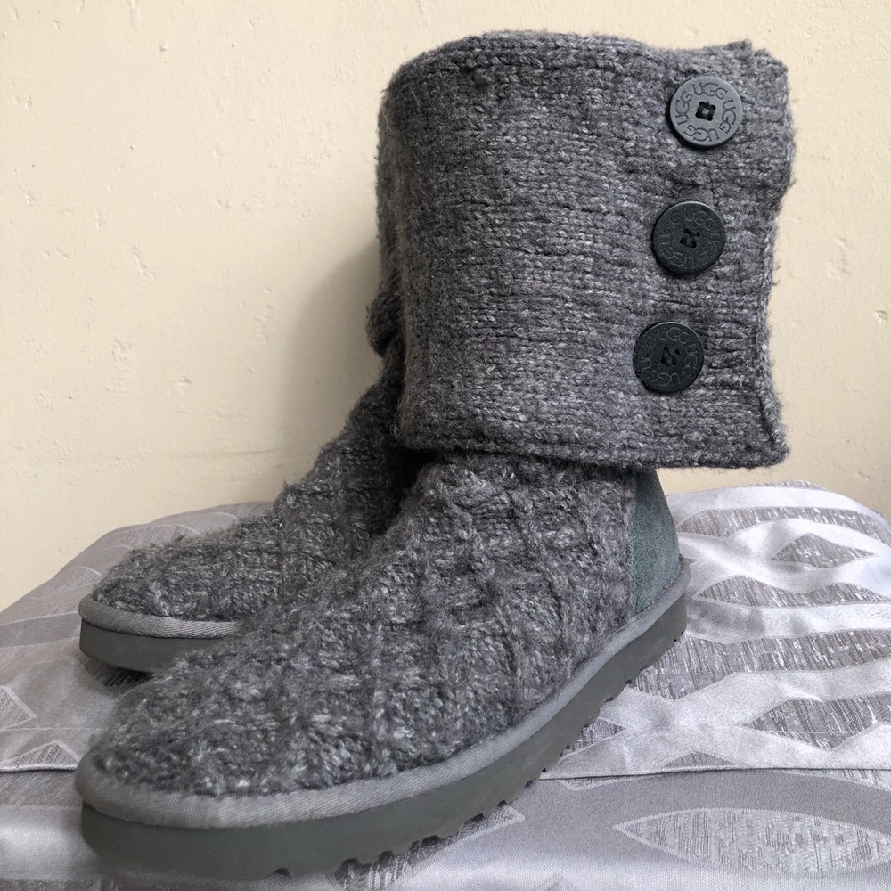 Gray Sweater Ugg Boots Size 10